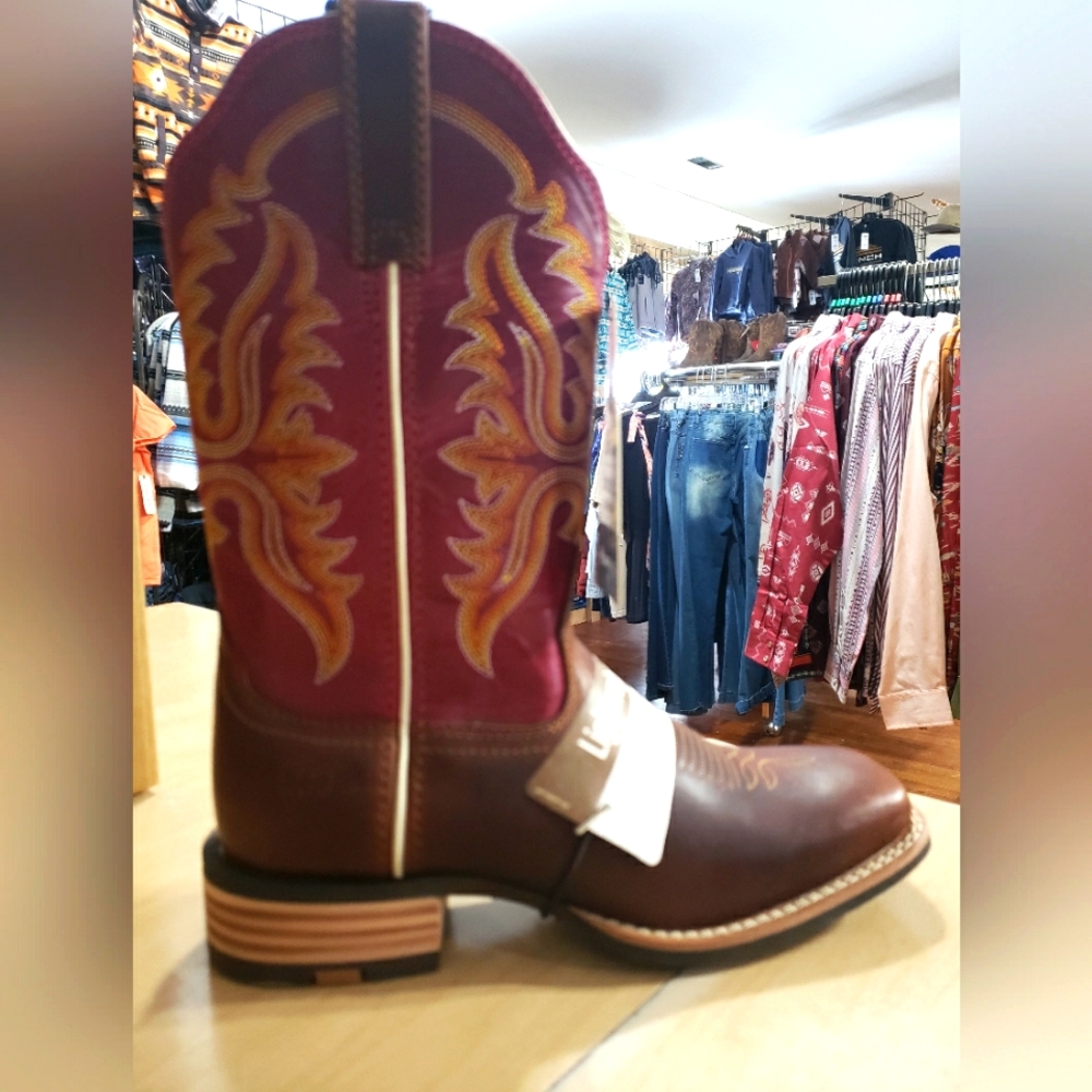 Ariat Women's Olen Vintage Caramel/Berry Rouge